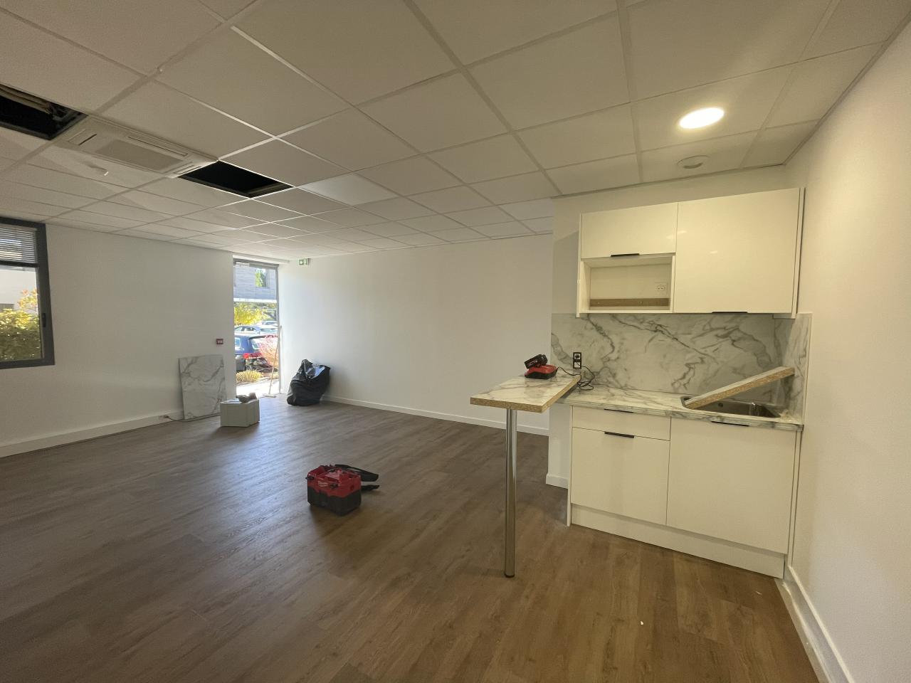 Bureau Aix-en-Provence 112m² Location bureau Aix-en-Provence Bouches-du-Rhône OLBUR2317534 2